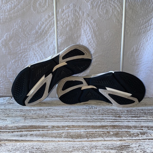 Adidas Shoes - Picture 5 of 7